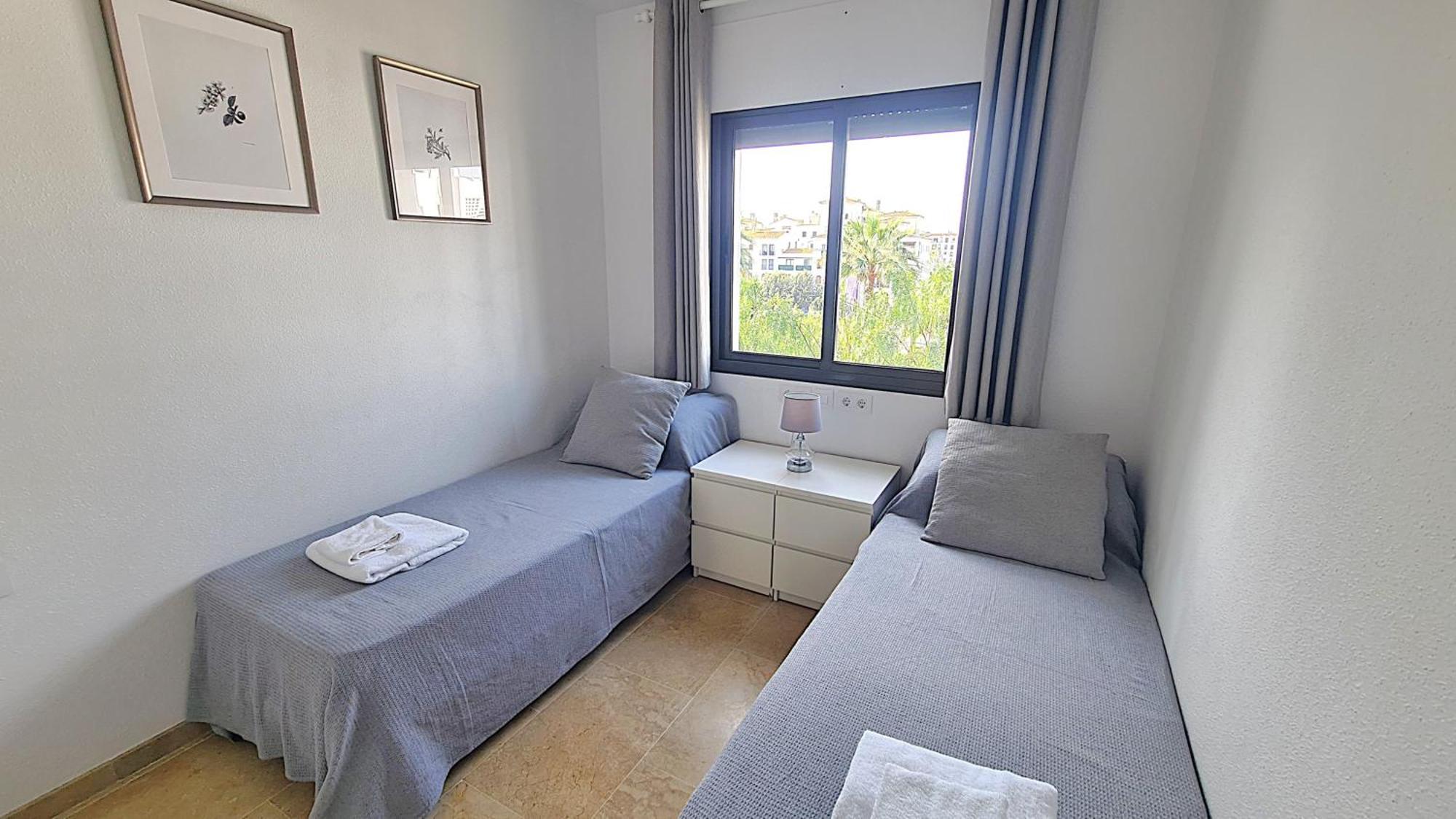 Lovely 2-Bed Apartment In Marina De La Duquesa Castillo de Sabinillas المظهر الخارجي الصورة
