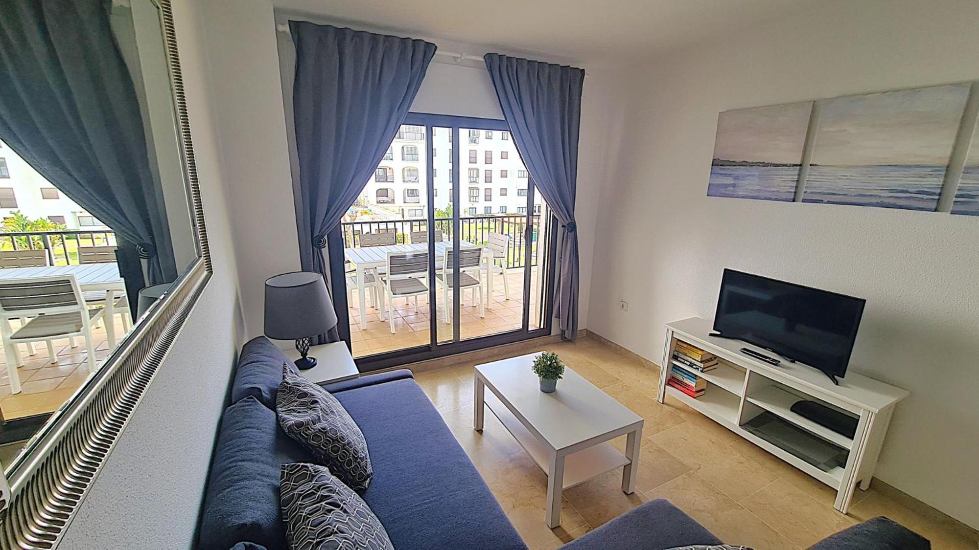 Lovely 2-Bed Apartment In Marina De La Duquesa Castillo de Sabinillas المظهر الخارجي الصورة